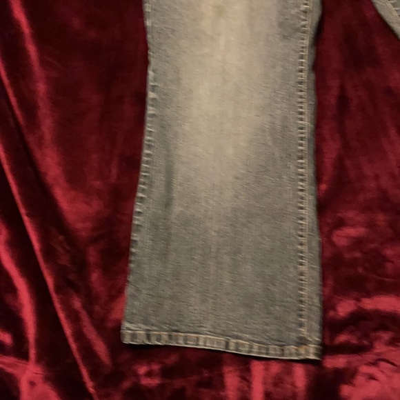 Jeans - Picture 2 of 4